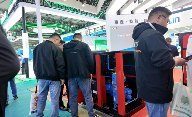 25艾高上海展會2 25艾高上海展會2